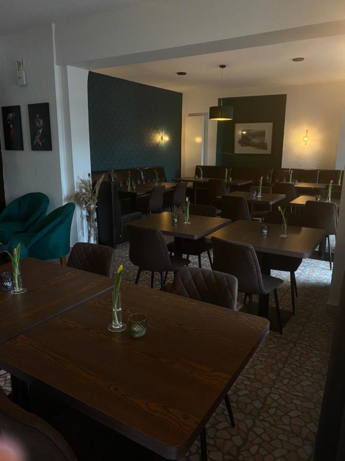 Hotel Vier Loewen Traben-Trarbach Extérieur photo