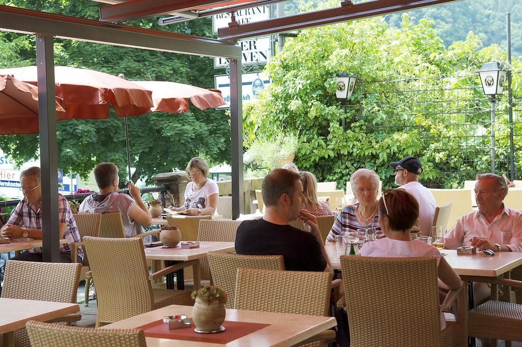 Hotel Vier Loewen Traben-Trarbach Extérieur photo